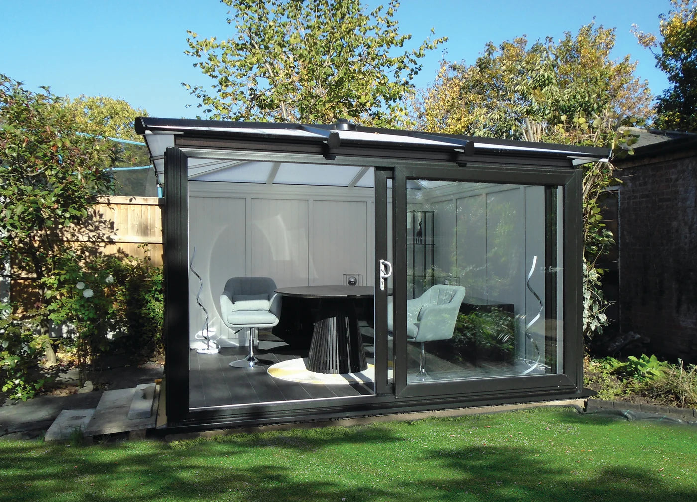 Exaco | Madison 11' X 11' Nordic Garden Room