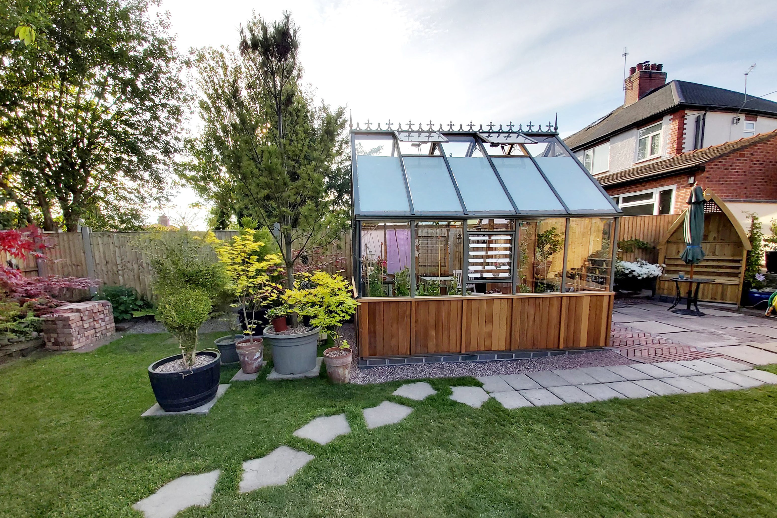 Alton Greenhouse | Cheltenham Cedar Half-Boarded Greenhouse