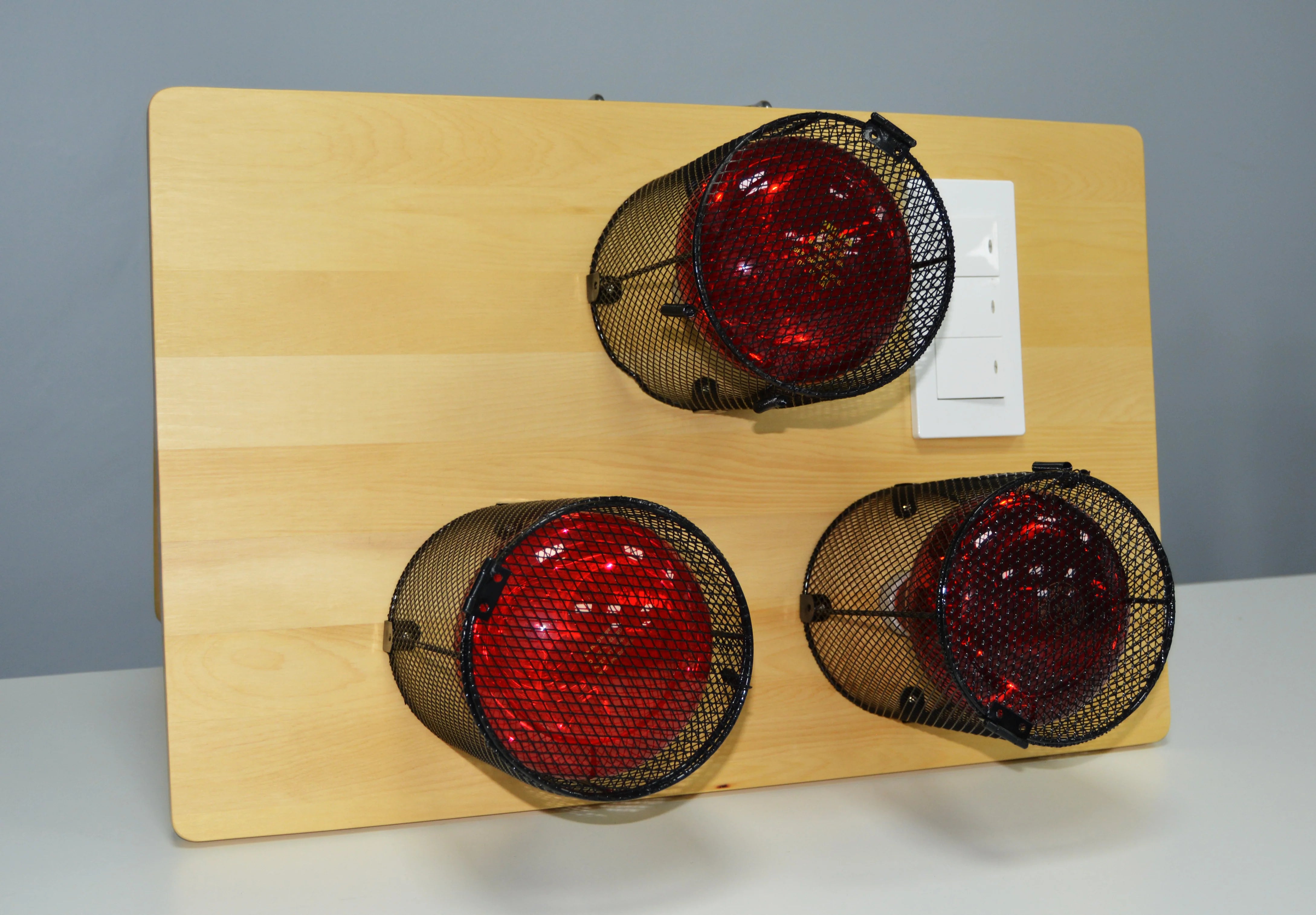 Red Light Therapy Station (1 or 3 Bulb)