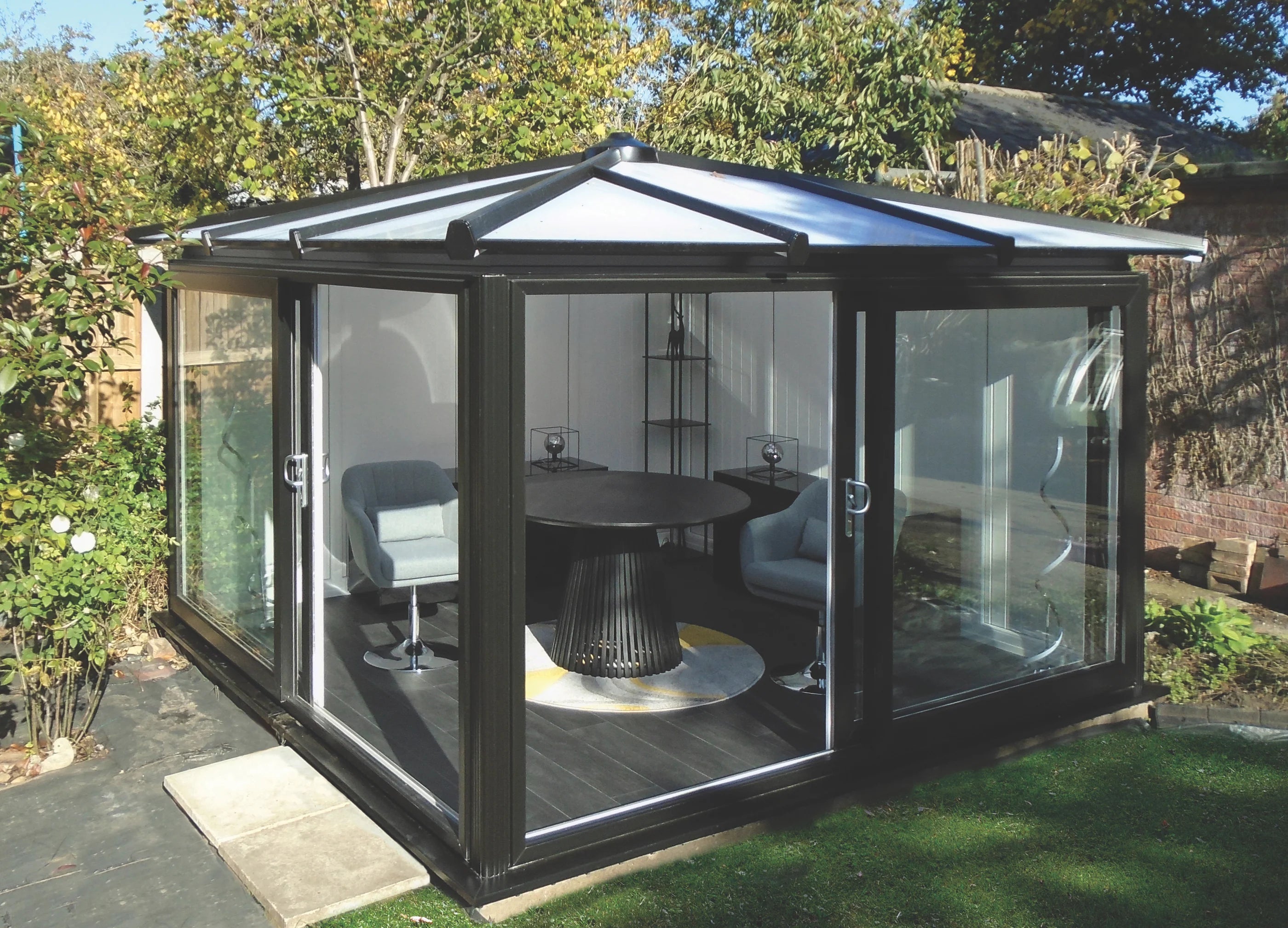 Exaco | Madison 11' X 11' Nordic Garden Room