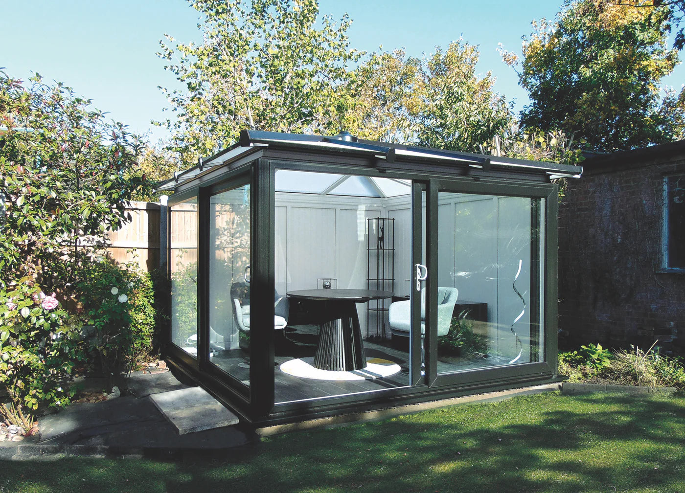 Exaco | Madison 11' X 11' Nordic Garden Room