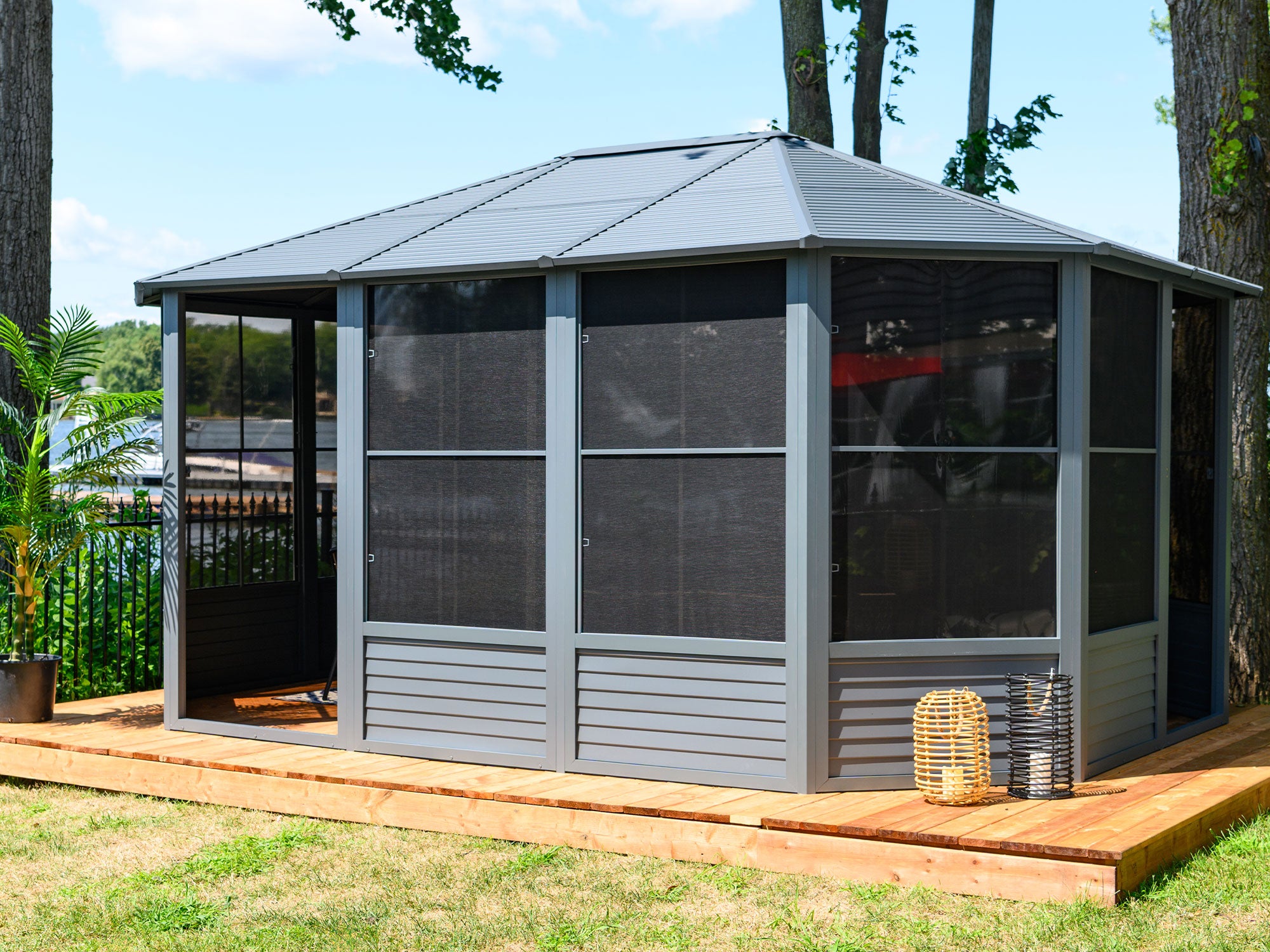 Gazebo Penguin Florence Solarium 12' x 15' Metal Roof