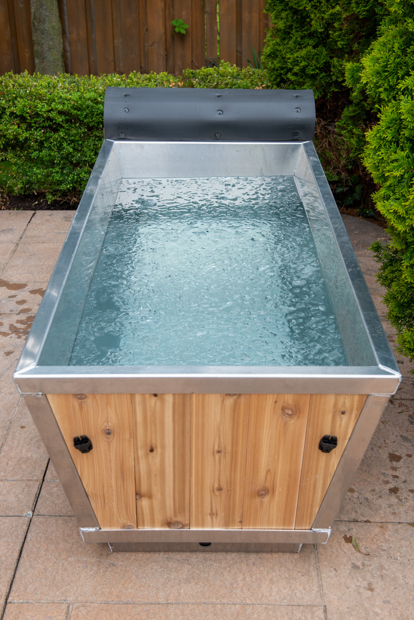 The Polar Plunge Tub