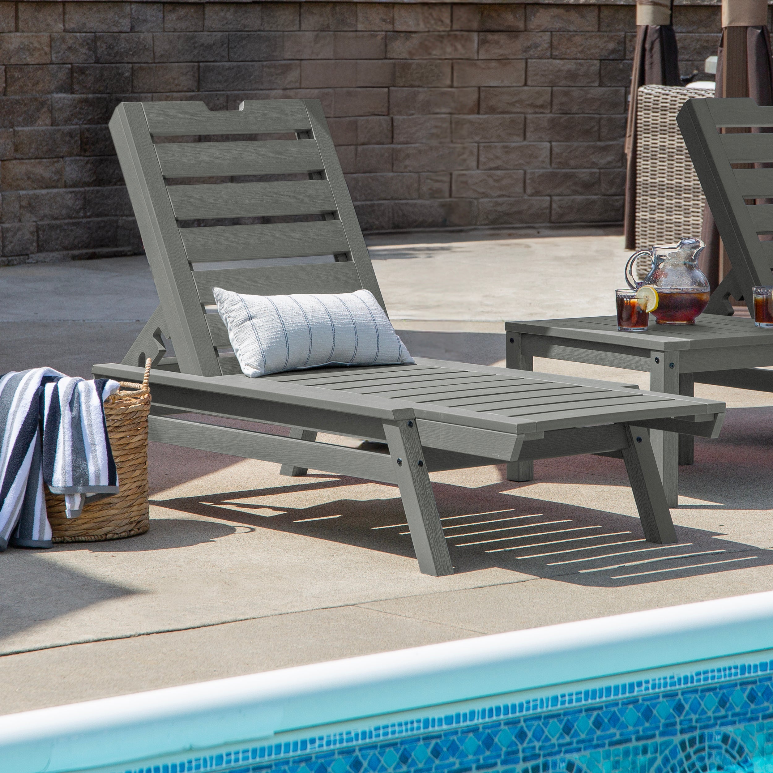 Sequoia Professional Aurora Stackable Chaise Lounge